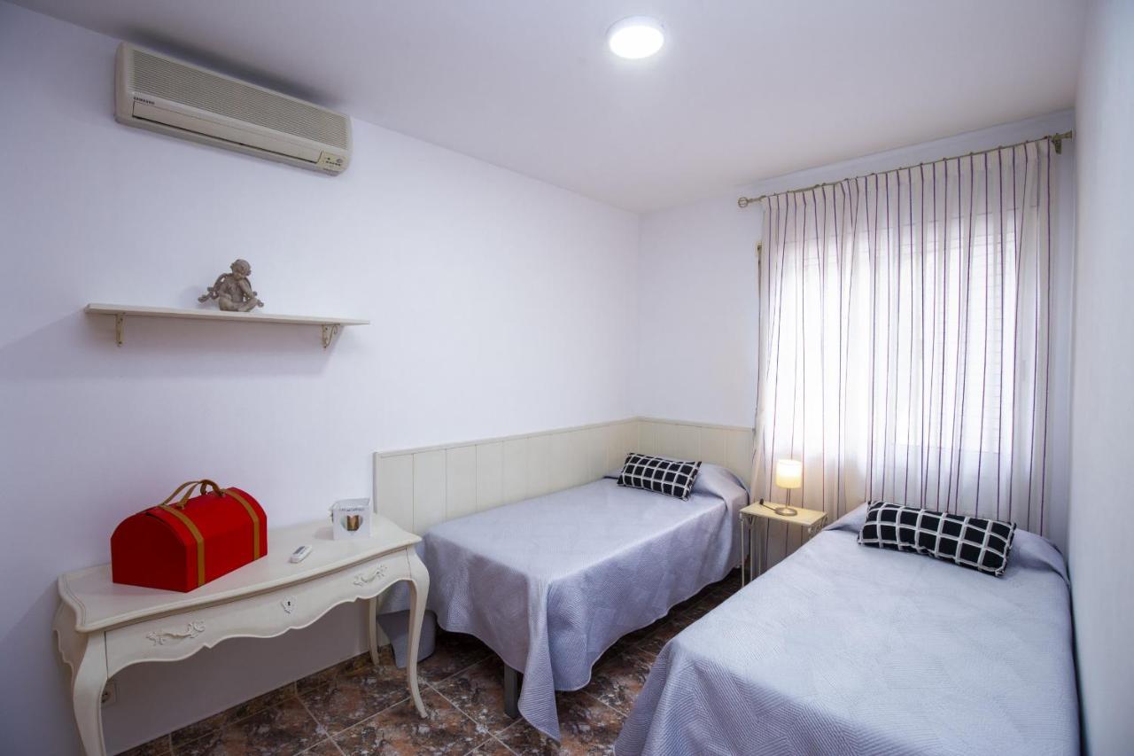 Villa Pluma Planet Costa Dorada - Only Families Salou Buitenkant foto